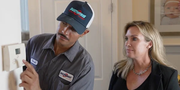 Before and after photos of residential air duct cleaning