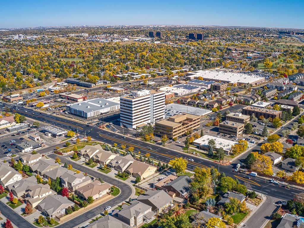 providing residential and commercial air duct cleaning service in Aurora, Colorado neighborhood.